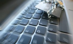 De ultieme checklist om cybercriminelen buiten te houden